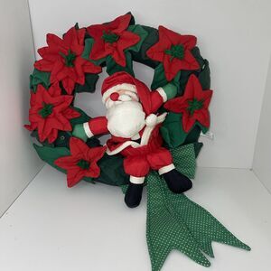 1993 Musical Cloth Santa Wreath by Jet General Christmas Decor Talks Music
